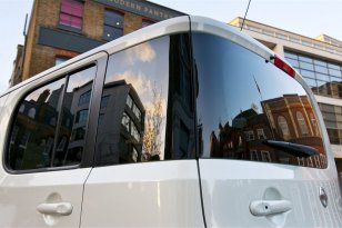 Nissan Cube 2010 - 2011