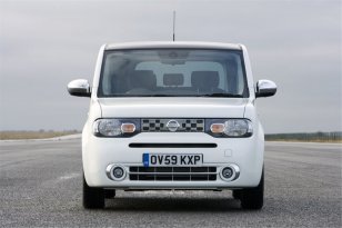 Nissan Cube 2010 - 2011