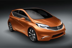 Nissan Invitation 2012