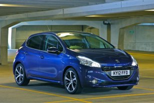 Peugeot 208 2012