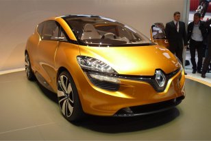 Renault R-Space 2011