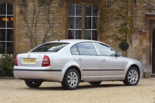 Škoda Superb 2002 - 2008