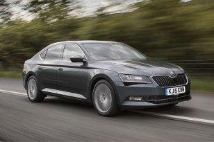 Škoda Superb 2015