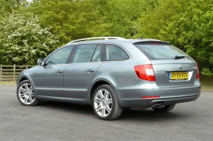 Škoda Superb Estate 2010 - 2015