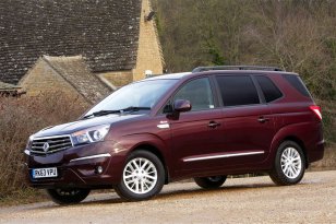 SsangYong Turismo 2013