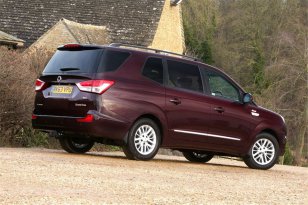 SsangYong Turismo 2013