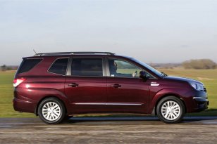 SsangYong Turismo 2013