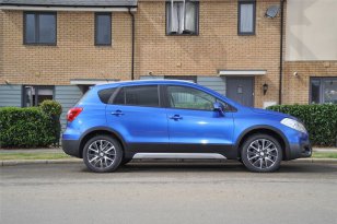 Suzuki SX4 S-Cross 2013
