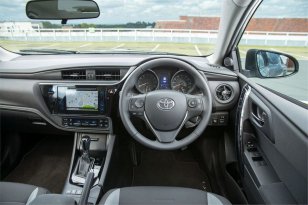 Toyota Auris Touring Sports 2013