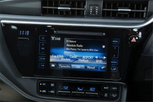 Toyota Auris Touring Sports 2013