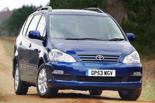 Toyota Avensis Verso 2001 - 2006