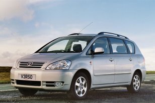 Toyota Avensis Verso 2001 - 2006