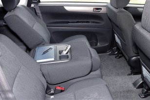Toyota Avensis Verso 2001 - 2006