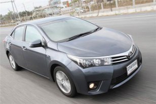 Toyota Corolla Altis 2014