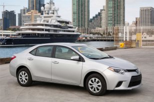 Toyota Corolla Altis 2014