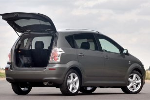 Toyota Corolla Verso 2004 - 2009