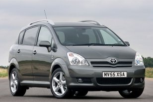 Toyota Corolla Verso 2004 - 2009