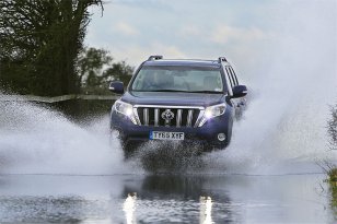 Toyota Land Cruiser 2010