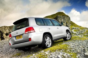 Toyota Land Cruiser V8 2008 - 2015
