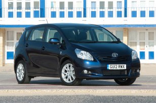 Toyota Verso 2009 - 2013