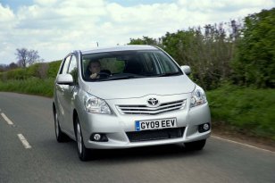 Toyota Verso 2009 - 2013