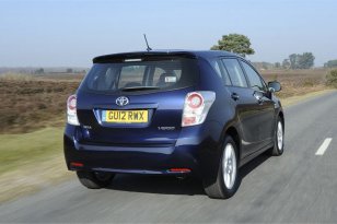 Toyota Verso 2009 - 2013