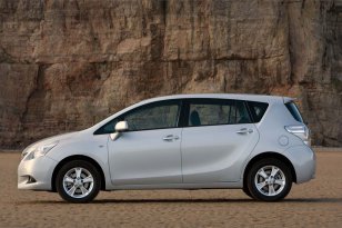 Toyota Verso 2009 - 2013