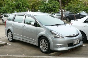 Toyota Wish 2004