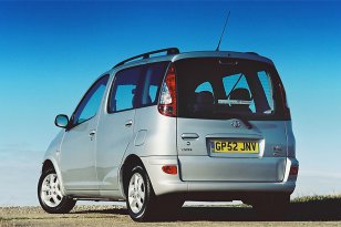 Toyota Yaris Verso 2000 - 2005