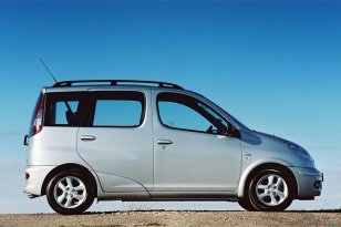 Toyota Yaris Verso 2000 - 2005