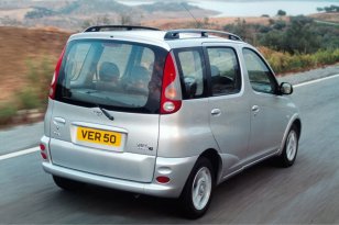 Toyota Yaris Verso 2000 - 2005