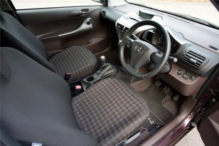 Toyota IQ 2008 - 2014