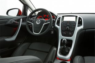 Vauxhall Astra GTC 2011 - 2016