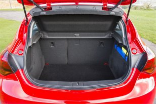 Vauxhall Astra J 2009 - 2015