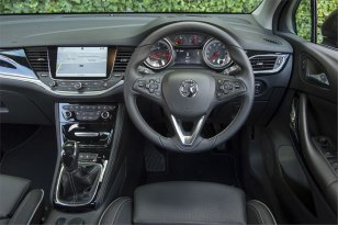 Vauxhall Astra K 2015