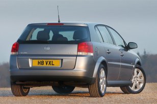 Opel Signum 2003 - 2008