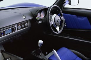 Vauxhall VX220 2000 - 2004