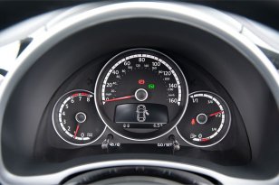 Volkswagen Beetle Cabriolet 2013