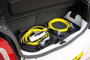 Volkswagen e-Up 2014