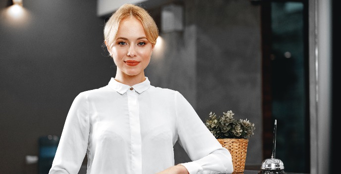 Karşılama Hostesi
