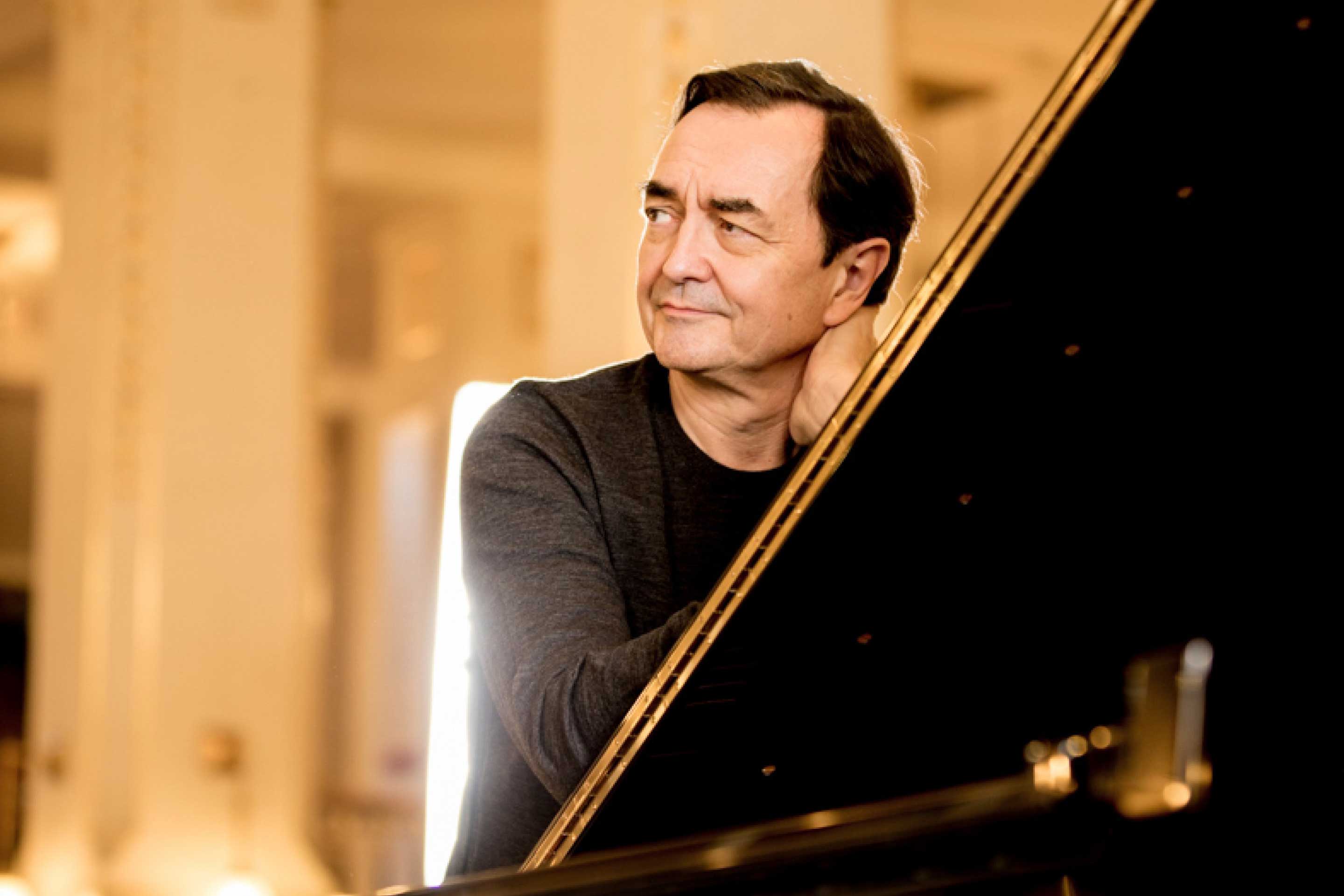 Auditorium Giovanni Agnelli Turin - Pierre-Laurent Aimard, Giovanni Guzzo