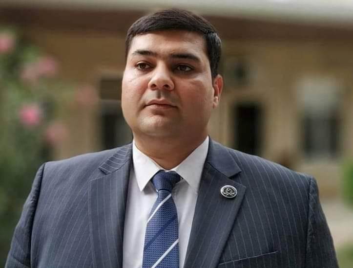 Özünü "Milli fədailər qrupu"nun rəhbəri kimi təqdim edən Fuad Muradov.