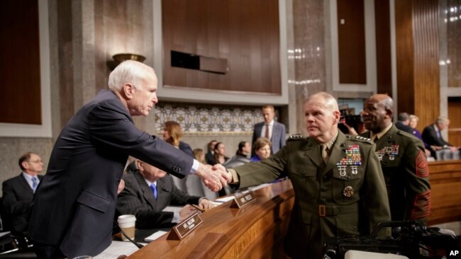 Senatın Silahlı Qüvvələr Komitəsinin sədri Con Makkeyn