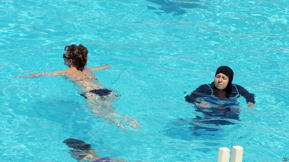 "Tamam qapanan bir qadının cəmiyyətə uyğunlaşa bilmək şansı çox azdır"