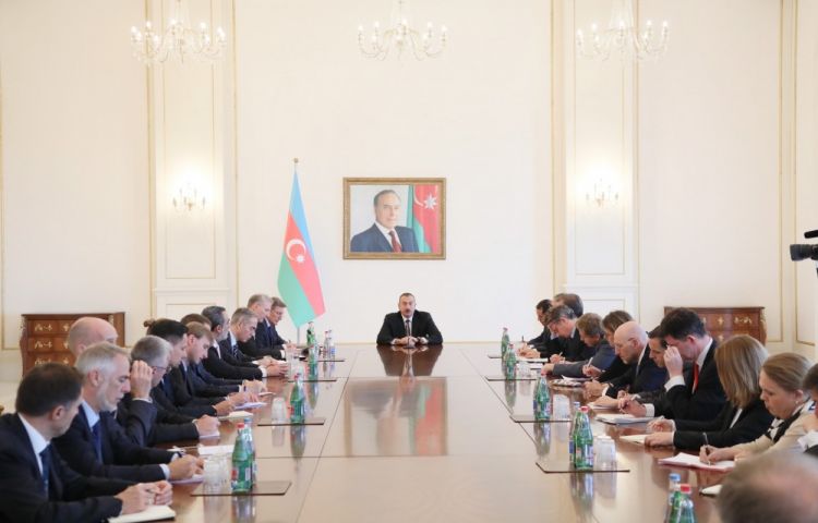 İlham Əliyev Avropa İttifaqı Şurasının nümayəndə heyətini qəbul edib