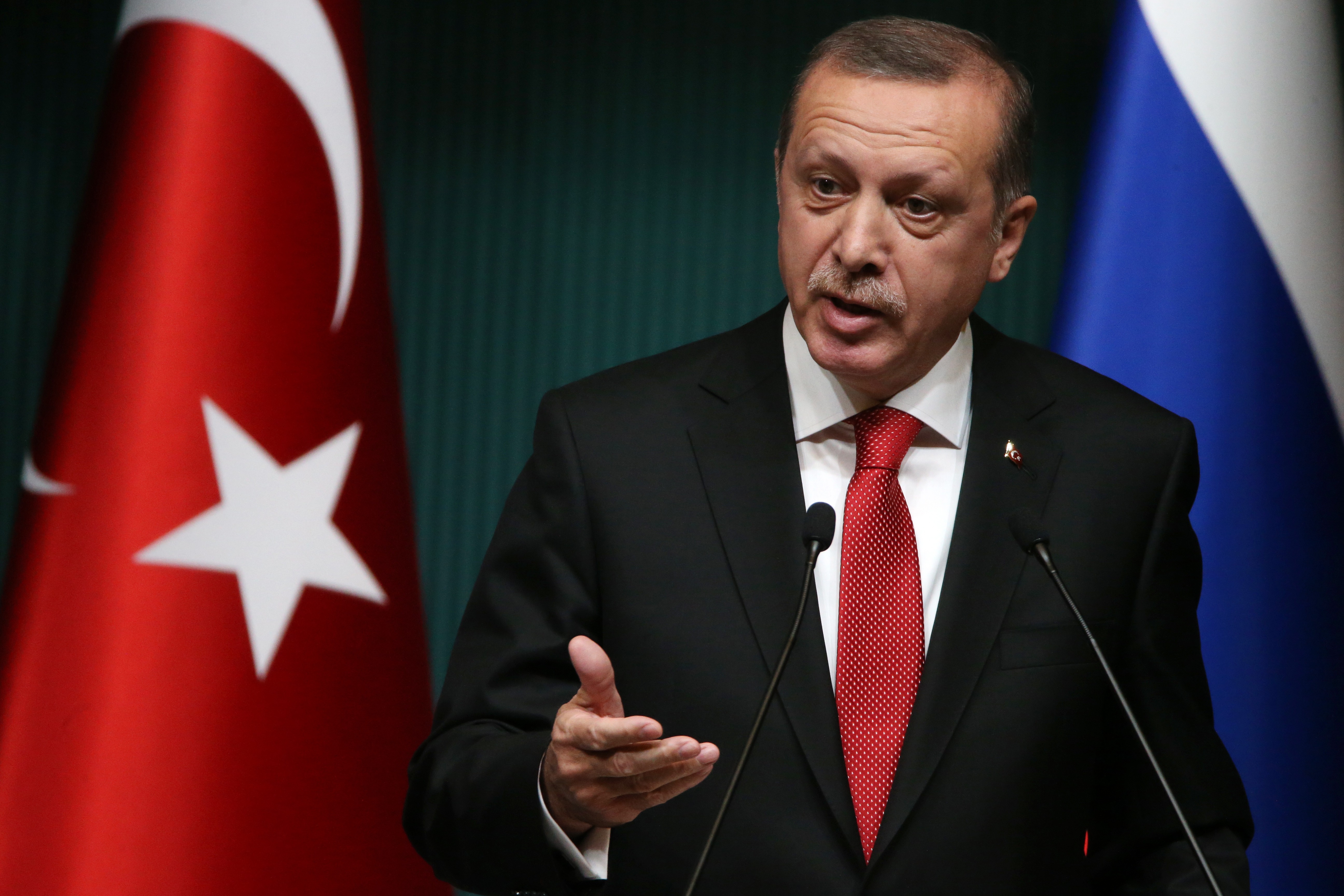 Erdoğan: Terrorçulardan dostlarımızın silahları çıxdı