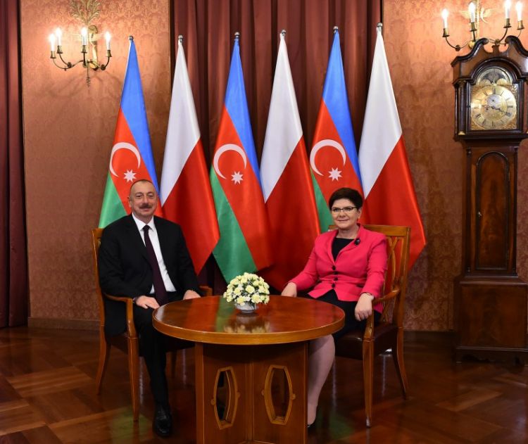 Azərbaycan prezidenti Polşanın baş naziri ilə görüşüb