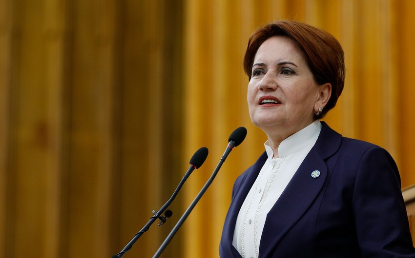 Akşener: "Türkün şanlı bayrağını 30 ildən sonra Qarabağda yüksəldən zəfər mübarək olsun"