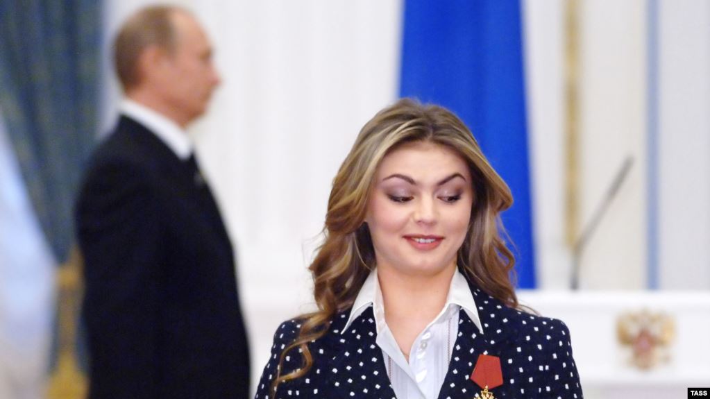 The Insider: Kabayeva mediadan bir ildə 785 milyon rubl qazanıb