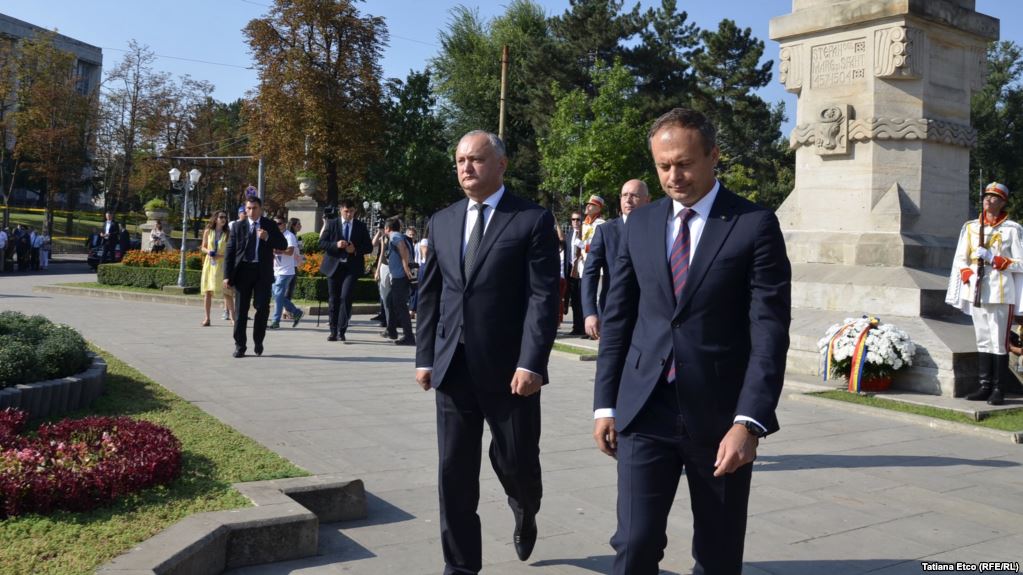 Moldovada etirazlar davam edir